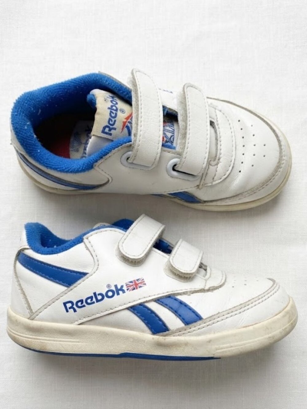Vintage Y2K Reebok Baby Toddler White Blue Velcro Sneakers Shoes Size 5.5